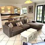 Buiten 53 וילה *