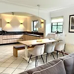 Buiten 53 カラントスウオーフ